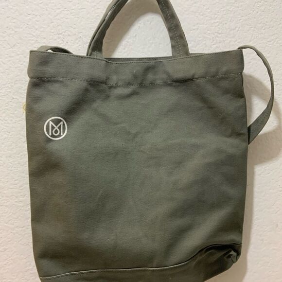 Monocle Magazine Canvas Tote Bag Olive Green - Picture 3 of 9